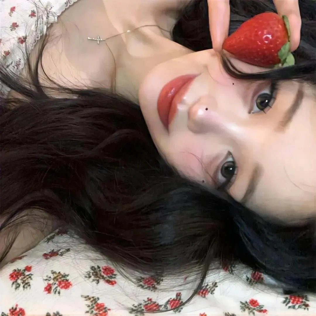 明天，我会成为谁的女友